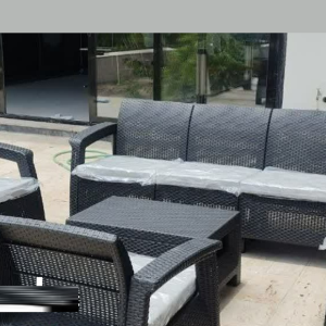 میز وصندلی پلیمری